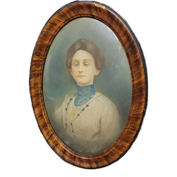 Antique Oval Long Tiger Stripe Picture Frame Painted Victorian Woman Portrait - Picture 1 of 8
